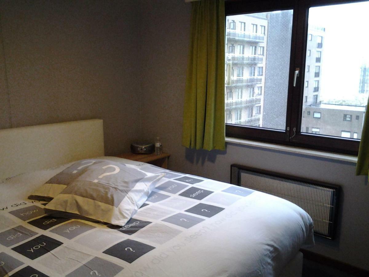 Zonnig Appartement Met Zeezicht Koksijde Eksteriør billede