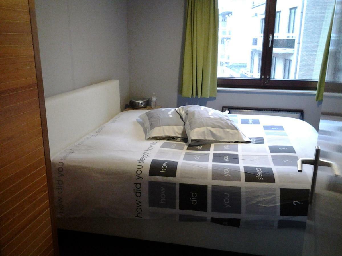 Zonnig Appartement Met Zeezicht Koksijde Eksteriør billede
